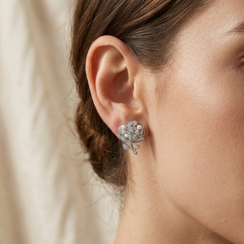 Floral stud earrings