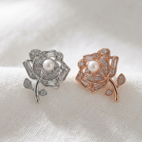 Floral stud earrings